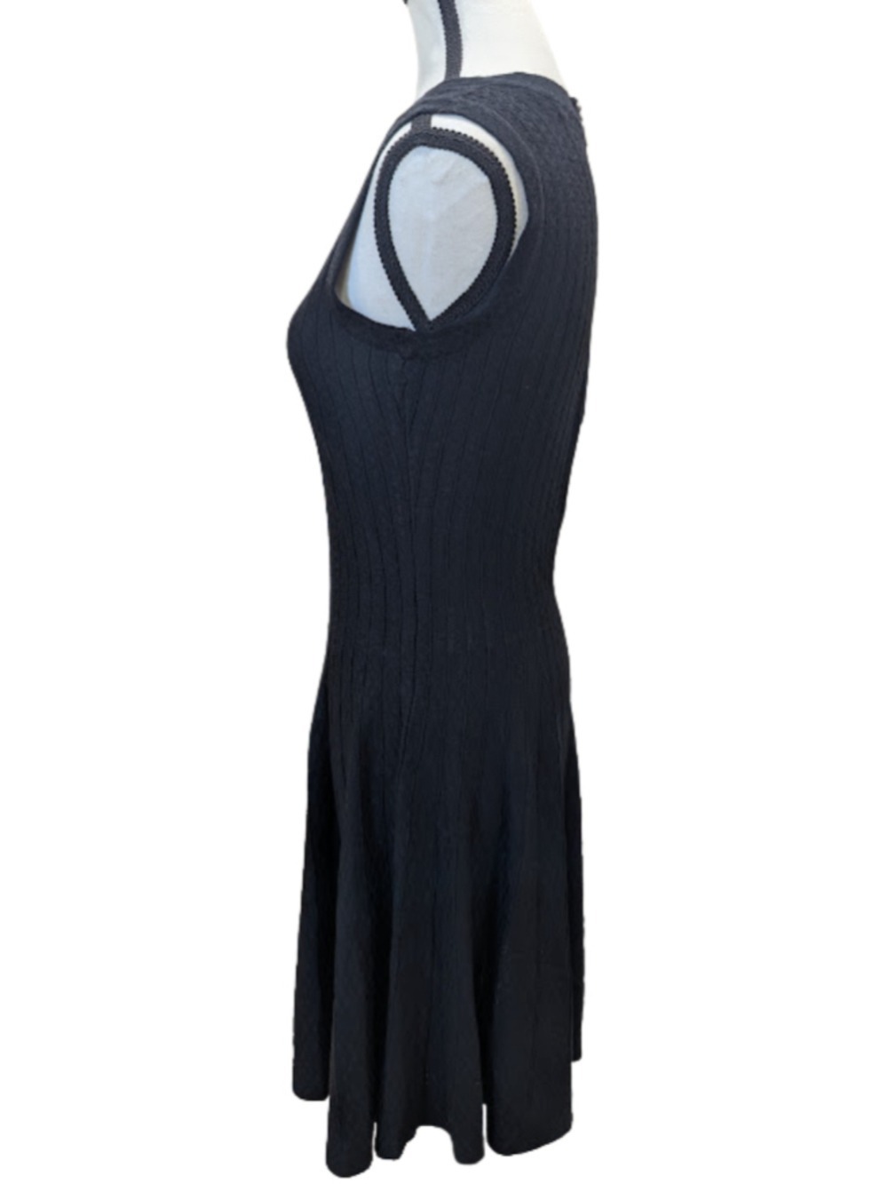 Nic+Zoe Quiet Luxury Minimalist Fit and Flare Knit Dress Black Old Money Midi M - Picture 5 of 13
